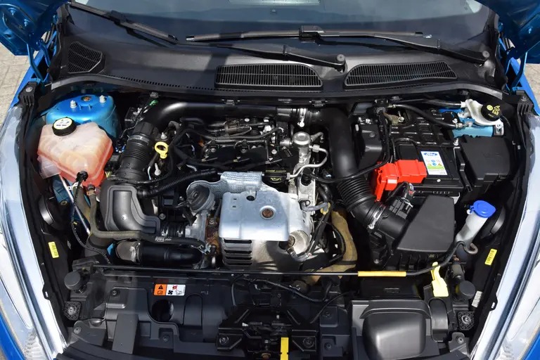 Ford Fiesta 1.0 EcoBoost Titanium | Incl. Nieuwe Distributieriem | Stoelverwarming | Climate Control | 15'' Velgen | Voorruitverwarming | PDC Voor&Achter | Bluetooth | afbeelding 13