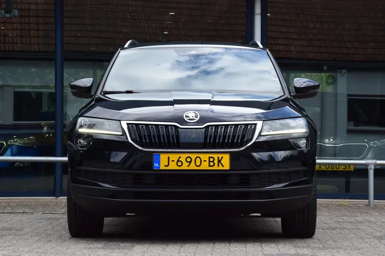 Skoda Karoq 1.5 TSI 150PK ACT Business Edition DSG Automaat | Org. NL | BOVAG Garantie | Lederen bekleding | Stoelverwarming | Stuurverwarming | Full LED koplampen | afbeelding 12