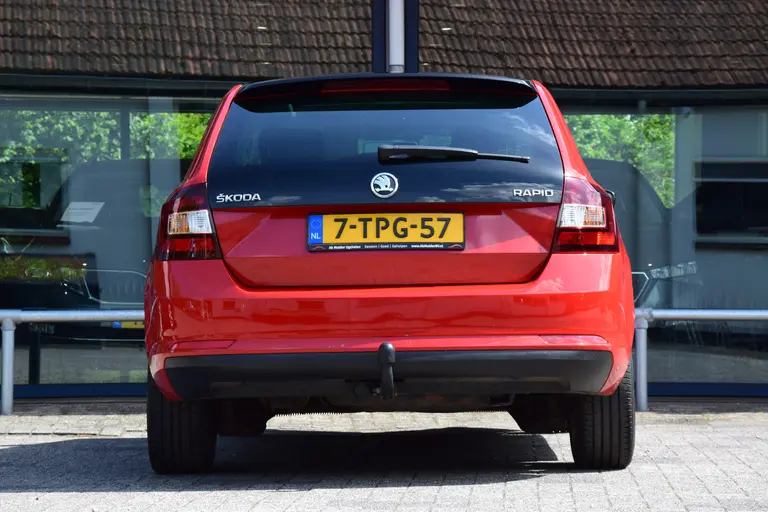Skoda Rapid Spaceback 1.2 TSI Greentech Ambition Businessline Pro | Org. NL | Trekhaak | APK 6-2026 | Panoramadak | 17'' Velgen | Cruise Control | Airco | DAB+ Radio | afbeelding 12