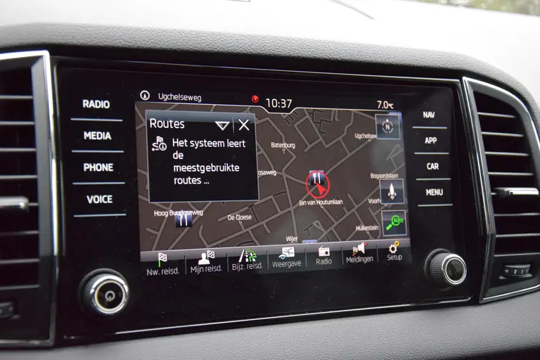 Skoda Karoq 1.5 TSI 150PK ACT Ambition Business DSG Automaat | NL-Auto | BOVAG Garantie | Trekhaak | Cruise & Climate Control | Navigatie | PDC Voor&Achter | Apple Carplay/ Android Auto | afbeelding 20