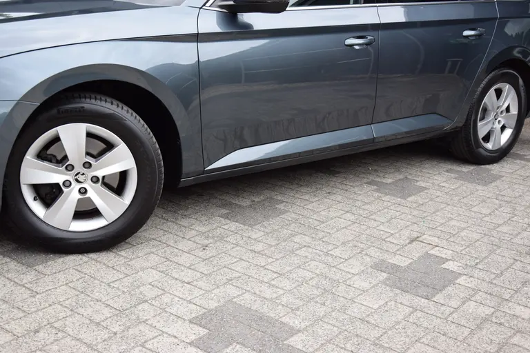 Skoda Superb Combi 1.5 TSI 150PK ACT Business Edition DSG Automaat | Org. NL | BOVAG Garantie | Trekhaak | Apple Carplay/Android Auto | Full LED | PDC Achter | Cruise&Climate Control | afbeelding 18