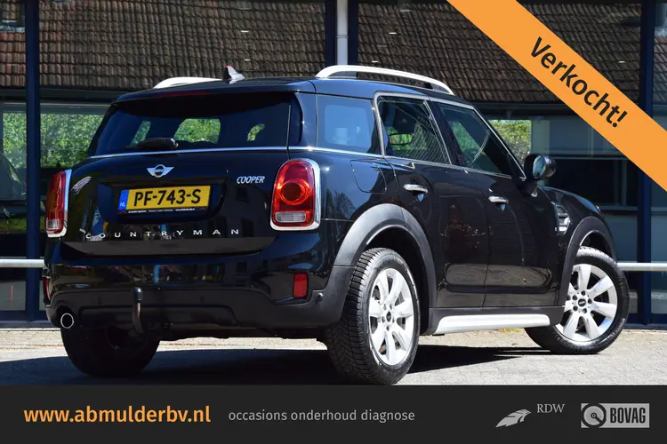 MINI Countryman Mini 1.5 Cooper Salt | Org. NL | BOVAG Garantie | Trekhaak | Navigatie | 17'' Velgen | Bluetooth Telefoonverbinding | Cruise & Climate Control | PDC Achter |