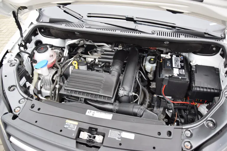 Volkswagen Caddy 1.2 TSI L1H1 BMT Trendline | Org. NL | Zeer lage KM stand met NAP Certificaat | Airco | 16'' Velgen | Apple Carplay/Android Auto | Navigatie | DAB Radio | afbeelding 11