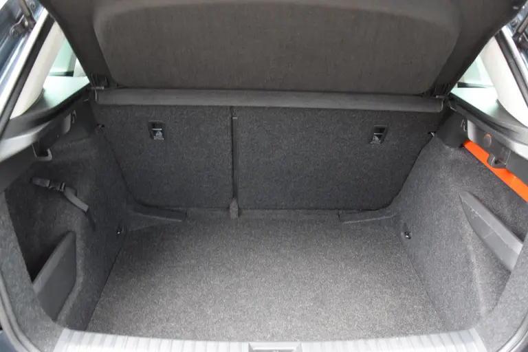 Skoda Kamiq 1.0 TSI 110PK Business Edition | Org. NL | BOVAG Garantie | Stoelverwarming | Vitrual Cockpit | Cruise & Climate Control | 17" Velgen | Parkeersensoren Voor&Achter | afbeelding 32