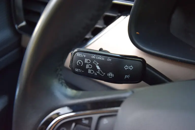 Skoda Scala 1.0 TSI 116PK First Edition | Org. NL | BOVAG Garantie | Trekhaak | Apple Carplay/Android Auto | Automatische Airco | Stoelverwarming | DAB | 18'' Velgen | PDC Achter | afbeelding 26