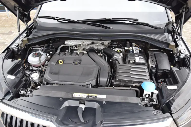Skoda Kodiaq 1.5 TSI 150PK Business Edition 7p / 7 persoons | Org. NL | BOVAG Garantie | Apple CarPlay | Lederen Bekleding | Trekhaak | Achteruitrijcamera | Virtual Cockpit | Full LED | afbeelding 12