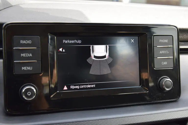 Skoda Kamiq 1.0 TSI Ambition | Org. NL | BOVAG Garantie | Apple Carplay/Android Auto | Cruise Control | Parkeersensoren Achter | Full LED | Airco | 16'' Velgen | Lane Assist | afbeelding 23