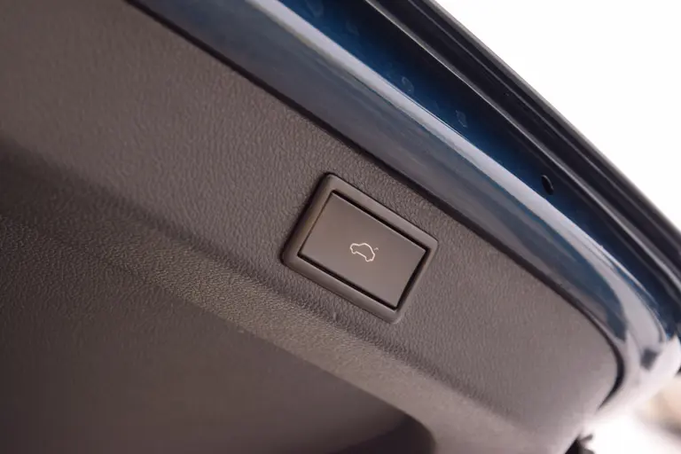 Skoda Superb Combi 1.5 TSI ACT 150PK Business Edition DSG Automaat | Org. NL | BOVAG Garantie | Trekhaak | Virtual dashboard | Apple Carplay/Android Auto | Elektrische bestuurdersstoel met geheugen | Verwarmde voorruit / Voorstoelen | afbeelding 39