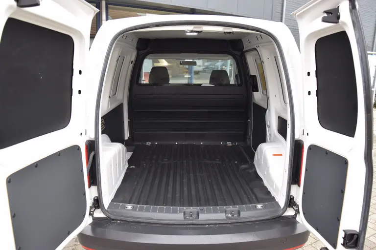 Volkswagen Caddy 1.2 TSI L1H1 BMT Trendline | Org. NL | Zeer lage KM stand met NAP Certificaat | Airco | 16'' Velgen | Apple Carplay/Android Auto | Navigatie | DAB Radio | afbeelding 16