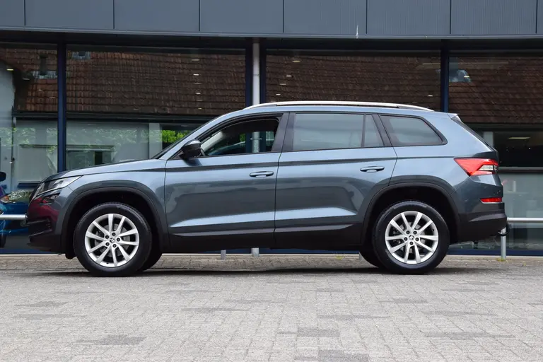 Skoda Kodiaq 1.5 TSI 150PK Business Edition DSG Automaat | Org. NL | BOVAG Garantie | Trekhaak | Achteruitrijcamera | Virtual Cockpit | Full LED | 18'' Velgen | Apple Carplay/Android Auto | afbeelding 4