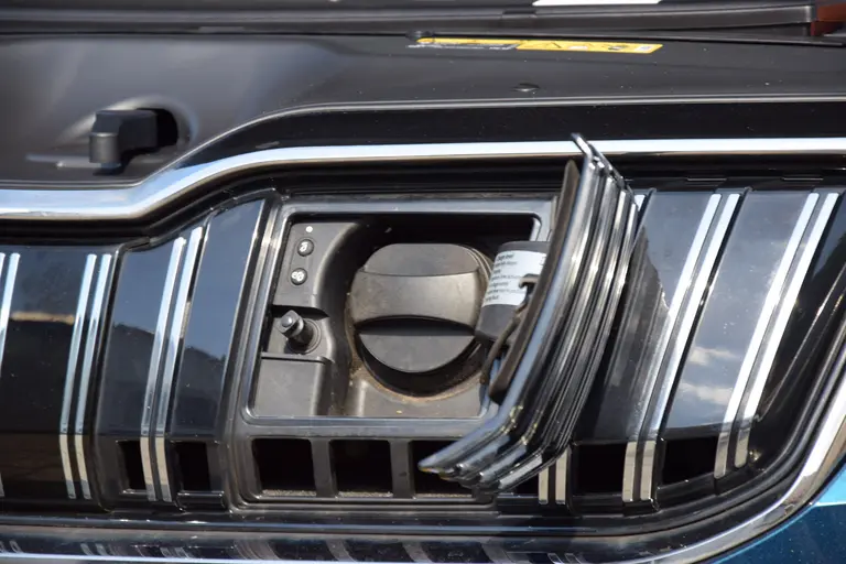 Skoda Superb Combi 1.4 TSI iV Business Edition Plus PHEV Plug-in Hybride | Org. NL | BOVAG Garantie | Trekhaak | Virtual Cockpit | Apple Carplay/Android Auto | Elektrische Voorstoelen met geheugen | Verwarmde Voorruit + Stoelen | afbeelding 37