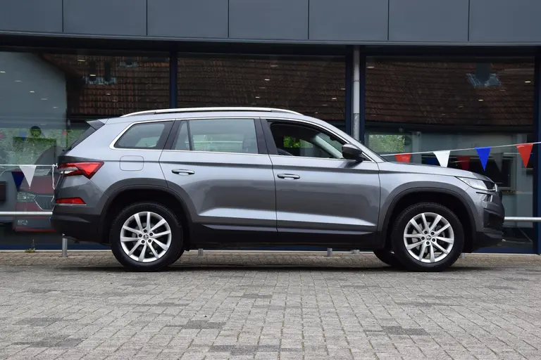 Skoda Kodiaq 1.5 TSI 150PK Business Edition 7p / 7 persoons | Org. NL | BOVAG Garantie | Apple CarPlay | Lederen Bekleding | Trekhaak | Achteruitrijcamera | Virtual Cockpit | Full LED | afbeelding 5