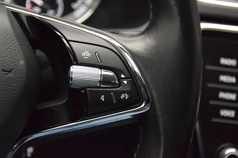 Skoda Superb Combi 1.5 TSI 150PK ACT Business Edition DSG Automaat | Org. NL | BOVAG Garantie | Trekhaak | Apple Carplay/Android Auto | Full LED | PDC Achter | Cruise&Climate Control | afbeelding 29