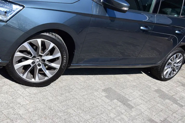 Skoda Fabia Combi 1.0 96PK TSI Business Edition | Org. NL | BOVAG Garantie | Apple Carplay/Android Auto | 16'' Velgen | PDC Achter | LED Dagrijverlichting | Cruise Control | Airconditioning | afbeelding 15