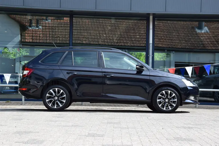 Skoda Fabia Combi 1.0 TSI 96PK Business Edition | Org. NL | BOVAG Garantie | Apple Carplay/Android Auto | 16'' Velgen | PDC Achter | LED Dagrijverlichting | Cruise Control | afbeelding 5
