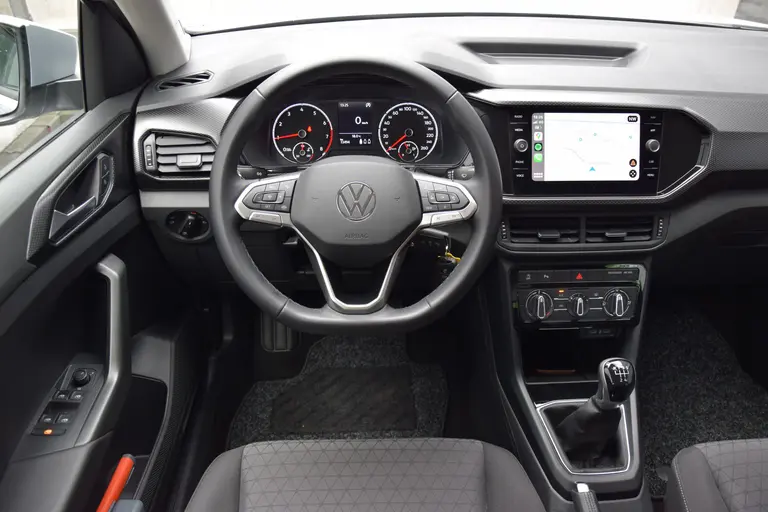 Volkswagen T-Cross 1.0 TSI Life | Org. NL | Fabrieksgarantie 7-2027 | Adaptive Cruise Control | Parkeersensoren Voor&Achter | Apple Carplay/Android Auto | 16'' Velgen | DAB Radio | afbeelding 6