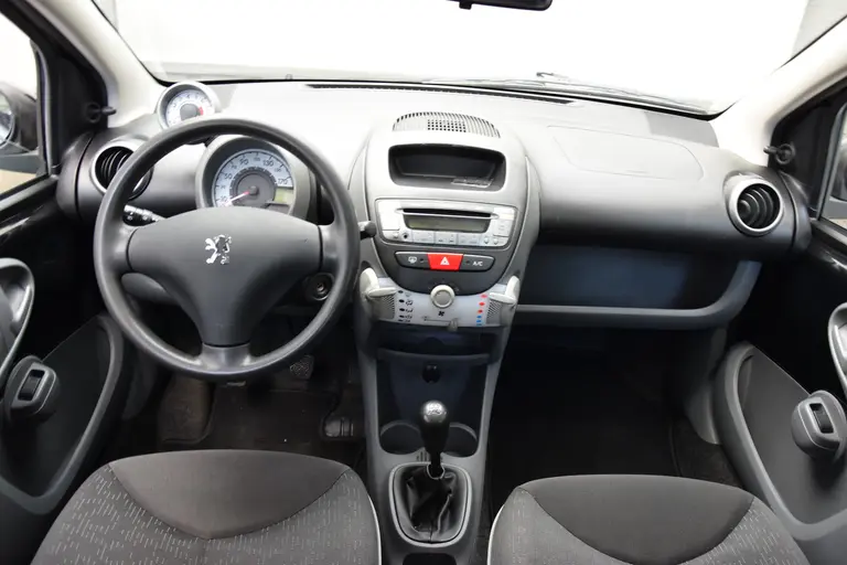 Peugeot 107 1.0-12V XS 5Deurs | Org. NL | 1e Eigenaar | APK 1-2026 | Airconditioning | Elektrische Ramen | Centrale Deurvergrendeling | Toerenteller | afbeelding 6
