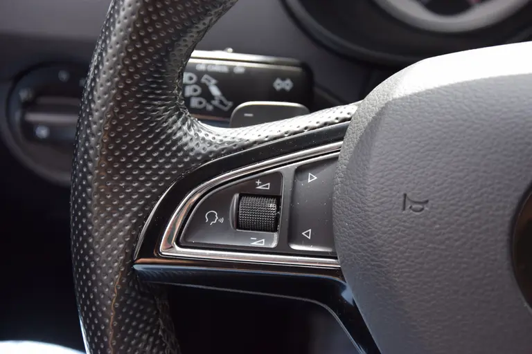 Skoda Octavia Combi 1.0 TSI Greentech Style Business | Org. NL | BOVAG Garantie | Full LED | Half Leder | PDC Voor&Achter | Stoelverwarming | Sportstuur | Cruise Control | afbeelding 24