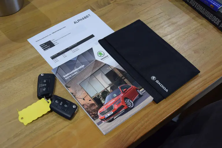 Skoda Kamiq 1.0 TSI 110PK Business Edition | Org. NL | BOVAG Garantie | Stoelverwarming | Vitrual Cockpit | Cruise & Climate Control | 17" Velgen | Parkeersensoren Voor&Achter | afbeelding 14