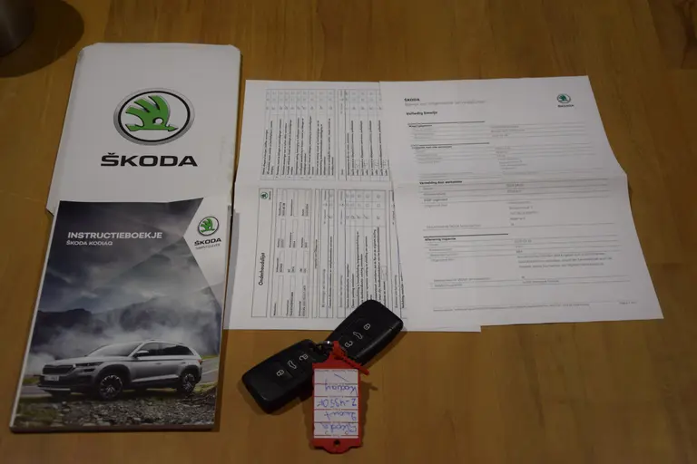 Skoda Kodiaq 1.5 TSI 150PK TSI Business Edition 7p (7 Persoons) DSG Automaat | Rijklaar incl. BOVAG Garantie | Achteruitrijcamera | Virtual Cockpit | Adaptive Cruise Control | 17'' Velgen | afbeelding 17