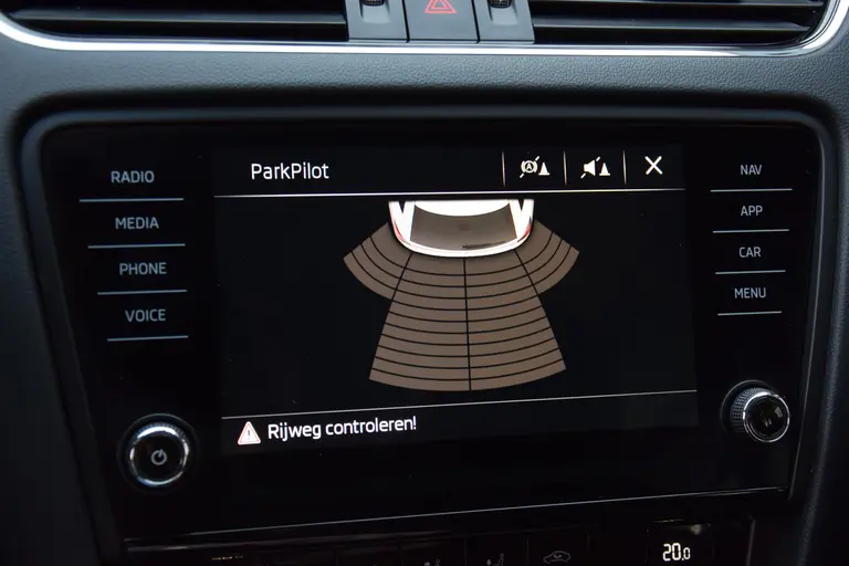 Skoda Octavia Combi 1.5 TSI 150PK Greentech Business Edition DSG Automaat | Org. NL | BOVAG Garantie | Trekhaak | Apple Carplay/ Android Auto | Cruise&Climate Control | Navigatie | afbeelding 24