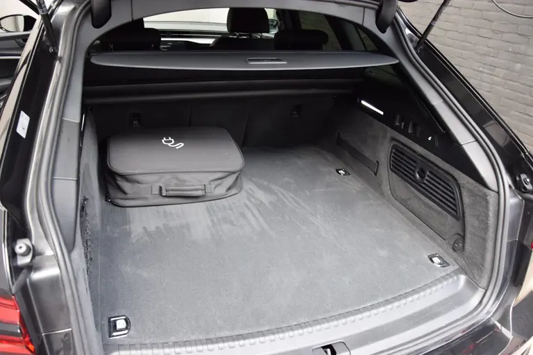 Audi A6 Avant 55 TFSI e 340PK quattro Competition PHEV Plug-in Hybride | Orgineel NL | BOVAG Garantie | Trekhaak | LED Matrix | 20'' Velgen | S-Line | Apple Carplay/Android Auto | Stoelverwarming | afbeelding 32
