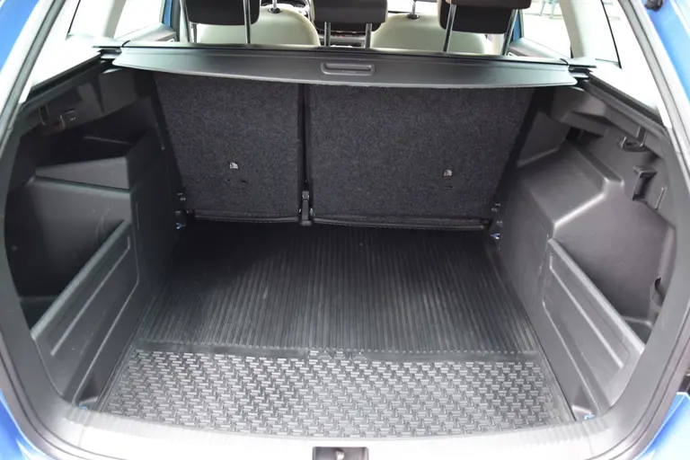 Skoda Fabia Combi 1.2 TSI Style | Org. NL | BOVAG Garantie | Trekhaak | Parkeersensoren Voor&Achter | Cruise&Climate Control | LED Dagrijverlichting | 15'' Velgen | afbeelding 27