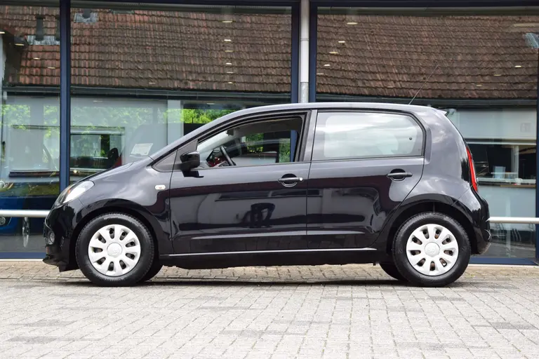 Skoda Citigo 1.0 Greentech Tour 5 Deurs | Org. NL | Navigatie | Airconditioning | Centrale Vergrendeling | Elektrische Ramen | Goed Onderhouden! | afbeelding 4