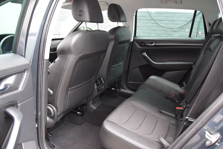Skoda Kodiaq 1.5 TSI 150PK Business Edition DSG Automaat | Org. NL | BOVAG Garantie | Trekhaak | Achteruitrijcamera | Virtual Cockpit | Full LED | 18'' Velgen | Apple Carplay/Android Auto | afbeelding 7