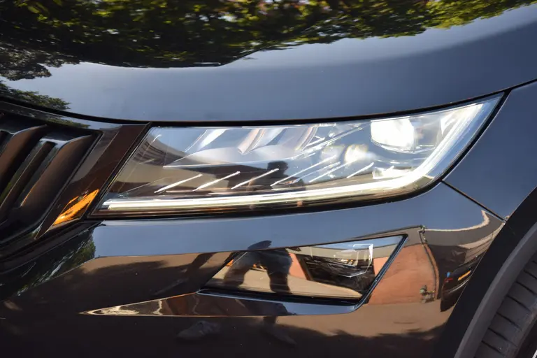 Skoda Kodiaq 1.5 TSI 150PK Sportline Business DSG Automaat | Org. NL | BOVAG Garantie | Trekhaak | Panoramadak | Virtual Cockpit | 19'' Velgen | Camera | Full LED | Elektrische Kofferklep | afbeelding 32