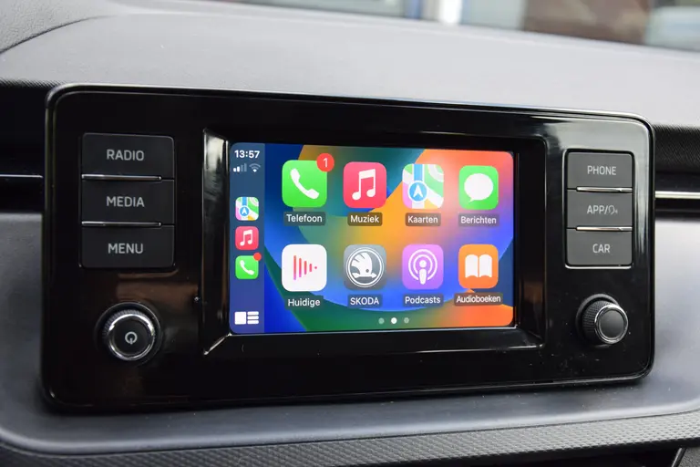 Skoda Kamiq 1.0 TSI Ambition | Org. NL | BOVAG Garantie | Apple Carplay/Android Auto | Cruise Control | Parkeersensoren Achter | Full LED | Airco | 16'' Velgen | Lane Assist | afbeelding 18