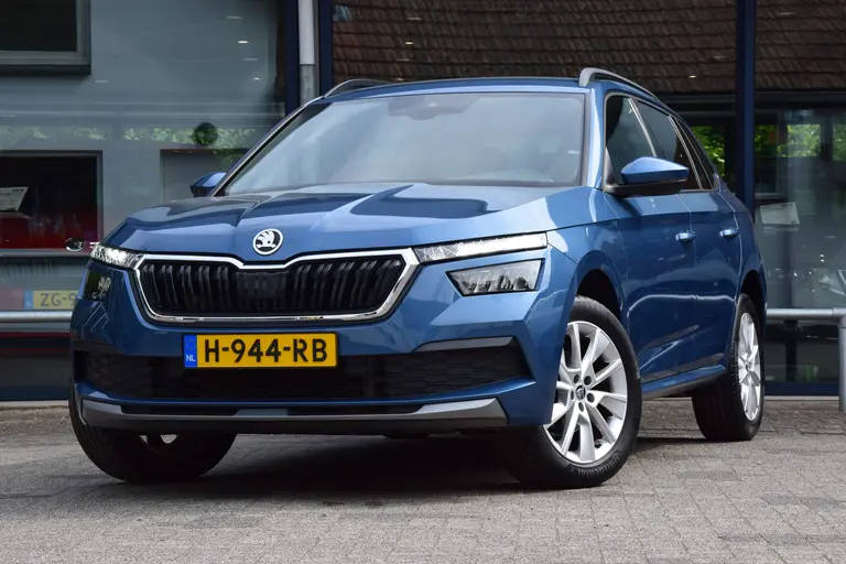 Skoda Kamiq 1.0 TSI 116PK Sport Business DSG Automaat | BOVAG Garantie | Org. NL | Sportstoelen | Stoelverwarming | Cruise&Climate Control | PDC Achter | Apple Carplay/ Android Auto | afbeelding 2