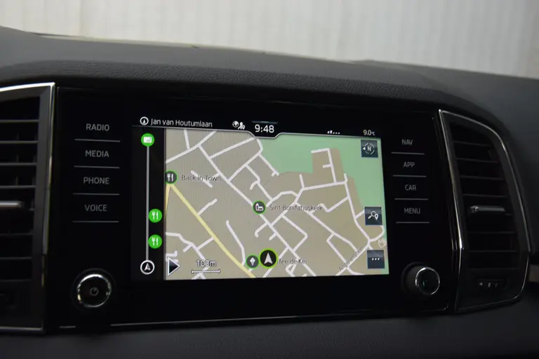 Skoda Karoq 1.5 TSI 150PK ACT Business Edition DSG Automaat | Org. NL | BOVAG Garantie | Trekhaak | Volledig Lederen Bekleding | Apple Carplay/Android Auto | PDC Voor&Achter | Cruise&Climate Control | afbeelding 25