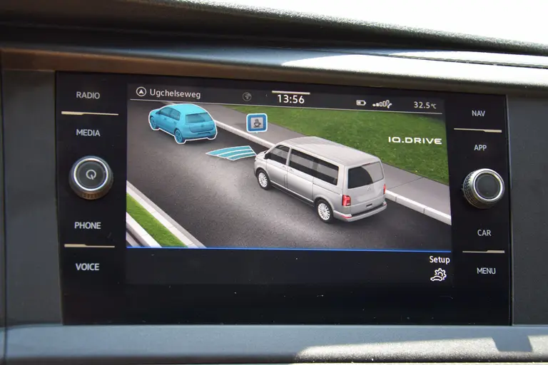 Volkswagen Transporter 2.0 TDI L2H1 Highline DSG Automaat 3-zits (3 persoons) | Org. NL | BPM Vrij | Trekhaak | LED | Adaptive Cruise Control | PDC V+A incl. Camera | Voorruit verwarming | DAB+ | Lichtmetalen velgen 17" | afbeelding 24