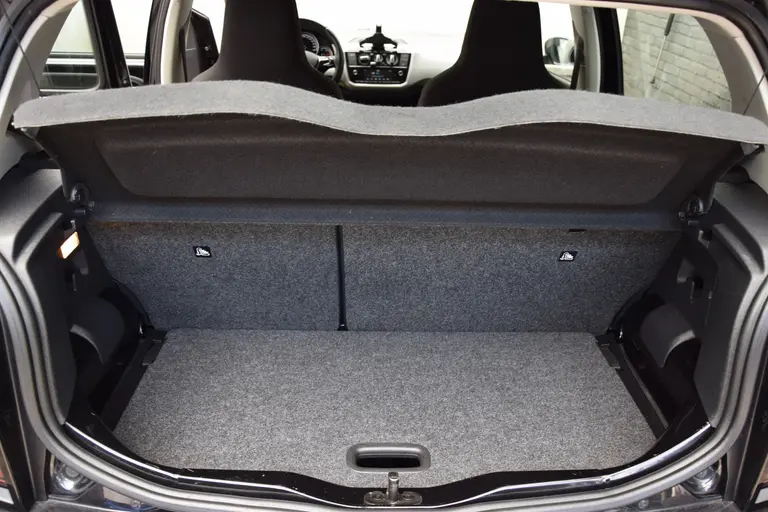 Volkswagen up! 1.0 BMT high up! 60PK | Org. NL | BOVAG Garantie | Cruise Control | Airco | Bluetooth Telefoonverbinding | 15'' Velgen | Parkeersensoren Achter | LED Dagrijverlichting | afbeelding 25