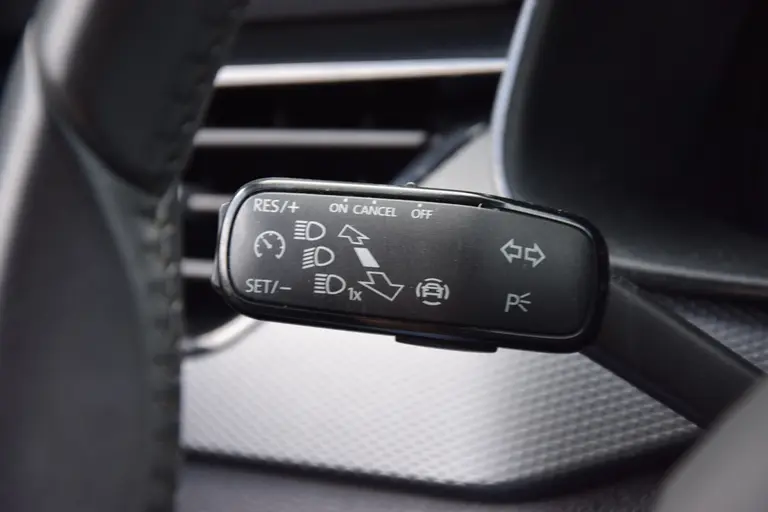 Skoda Kamiq 1.0 TSI 110PK Ambition | Org. NL | BOVAG Garantie | Cruise Control | 16'' Velgen | Full LED | DAB+ | Apple Carplay/Android Auto | Airconditioning | Multifunctioneel Stuur | afbeelding 26