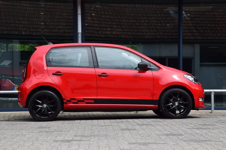 Skoda Citigo e-iV EV Ambition | Volledig Elektrisch | Org. NL | BOVAG Garantie | Stoelverwarming | PDC Achter | Climate Control | 16'' Velgen | DAB Radio | Bluetooth Telefoonverbinding | afbeelding 5