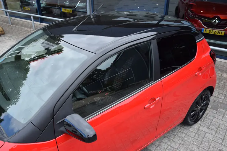 Citroën C1 1.0 VTi Shine | Org. NL | BOVAG Garantie | Achteruitrijcamera | Bluetooth | 15'' Velgen + All Season Banden | Climate Control | Multifunctioneel Stuur | Keurige Auto! | afbeelding 16