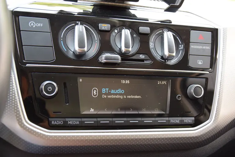 Volkswagen up! 1.0 BMT high up! 60PK | Org. NL | BOVAG Garantie | Cruise Control | Airco | Bluetooth Telefoonverbinding | 15'' Velgen | Parkeersensoren Achter | LED Dagrijverlichting | afbeelding 21