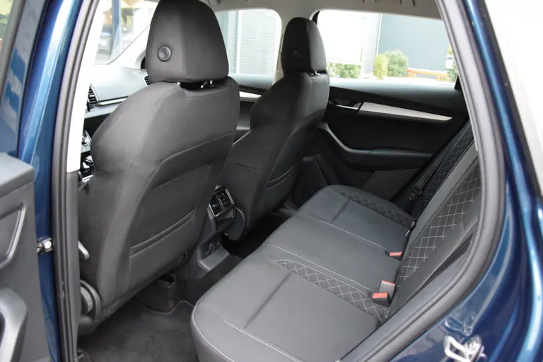 Skoda Karoq 1.5 TSI 150PK ACT Ambition Business DSG Automaat | NL-Auto | BOVAG Garantie | Trekhaak | Cruise & Climate Control | Navigatie | PDC Voor&Achter | Apple Carplay/ Android Auto | afbeelding 7