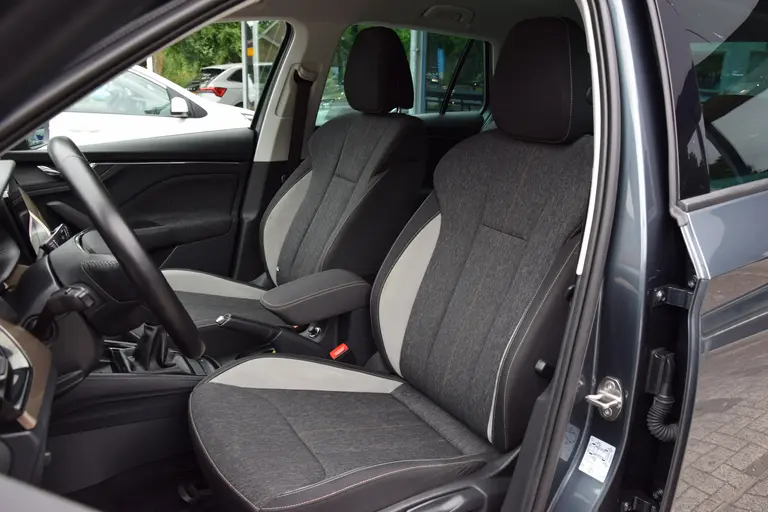 Skoda Kamiq 1.0 TSI 110PK Business Edition | Org. NL | BOVAG Garantie | Stoelverwarming | Vitrual Cockpit | Cruise & Climate Control | 17" Velgen | Parkeersensoren Voor&Achter | afbeelding 10