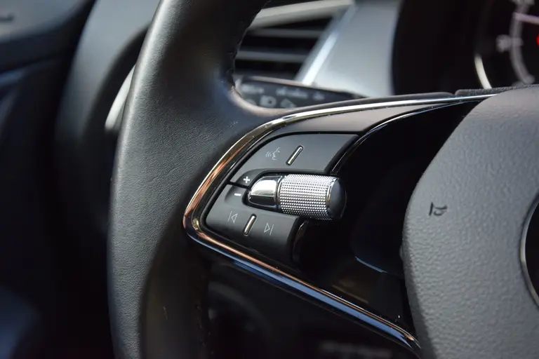 Skoda Fabia Combi 1.0 TSI 96PK Business Edition | Org. NL | BOVAG Garantie | Cruise Control | 16'' Velgen | Apple Carplay/Android Auto | Airco | Parkeersensoren | DAB Radio | afbeelding 23