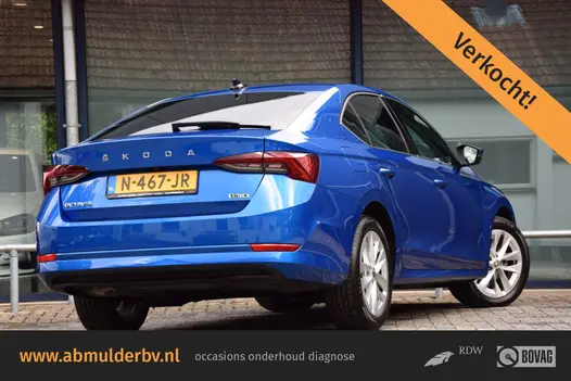 Skoda Octavia 1.5 e-TSI 150PK Business Edition Plus DSG Automaat | Org. NL | BOVAG Garantie | Full Led Matrix | Camera | Adaptive Cruise Control | Stuur&Stoelverwarming | Head-up display |