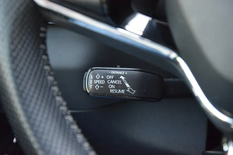 Skoda Karoq 1.5 TSI ACT Sportline Business | Org. NL | BOVAG Garantie | Panoramadak | Virtual Dashboard | Elektrische Achterklep | Achteruitrijcamera | 19'' Velgen | Stuur&Stoelverwarming | afbeelding 28