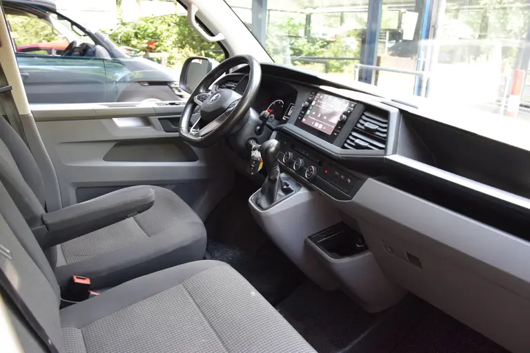 Volkswagen Transporter 2.0 TDI L2H1 Highline DSG Automaat 3-zits (3 persoons) | Org. NL | BPM Vrij | Trekhaak | LED | Adaptive Cruise Control | PDC V+A incl. Camera | Voorruit verwarming | DAB+ | Lichtmetalen velgen 19" | afbeelding 15