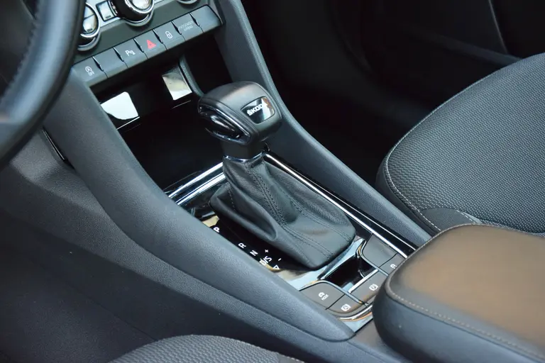 Skoda Kodiaq 1.5 TSI 150PK TSI Business Edition 7p (7 Persoons) DSG Automaat | Rijklaar incl. BOVAG Garantie | Achteruitrijcamera | Virtual Cockpit | Adaptive Cruise Control | 17'' Velgen | afbeelding 20
