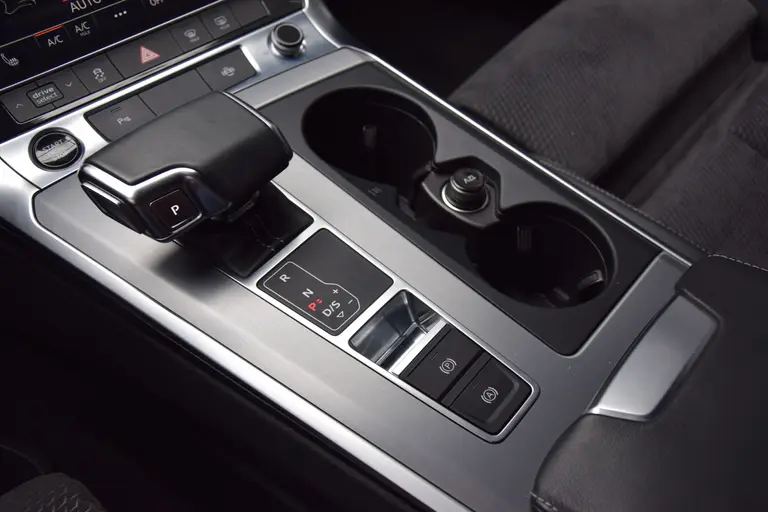 Audi A6 Avant 55 TFSI e 340PK quattro Competition PHEV Plug-in Hybride | Orgineel NL | BOVAG Garantie | Trekhaak | LED Matrix | 20'' Velgen | S-Line | Apple Carplay/Android Auto | Stoelverwarming | afbeelding 20