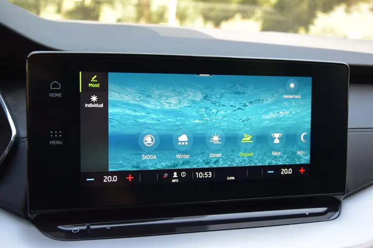 Skoda Octavia Combi 1.5 e-TSI 150PK Sport Business DSG Automaat | Org. NL | BOVAG Garantie | Adaptieve Cruise Control | Virtual Cockpit | Apple Carplay/Android Auto | 18'' Velgen | Full LED | afbeelding 24