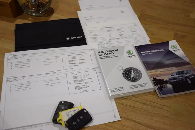 Skoda Karoq 1.5 TSI 150PK ACT Business Edition DSG Automaat | incl. BOVAG Garantie | NL-Auto | Lage KM-stand met NAP | PDC voor & achter | Smartlink+ Apple Carplay/Android Auto | VarioFlex 3 achterstoelen | afbeelding 14