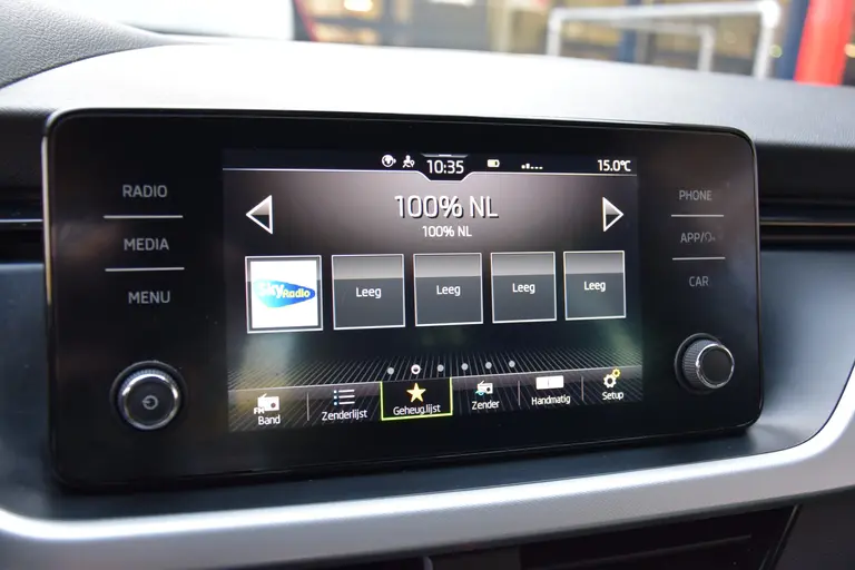Skoda Kamiq 1.0 TSI 111PK Sport Business | Org. NL | BOVAG Garantie | Trekhaak | Virtual Cocpit | Sportstoelen | Cruise&Climate Control | PDC Achter | Apple Carplay/ Android Auto | afbeelding 23